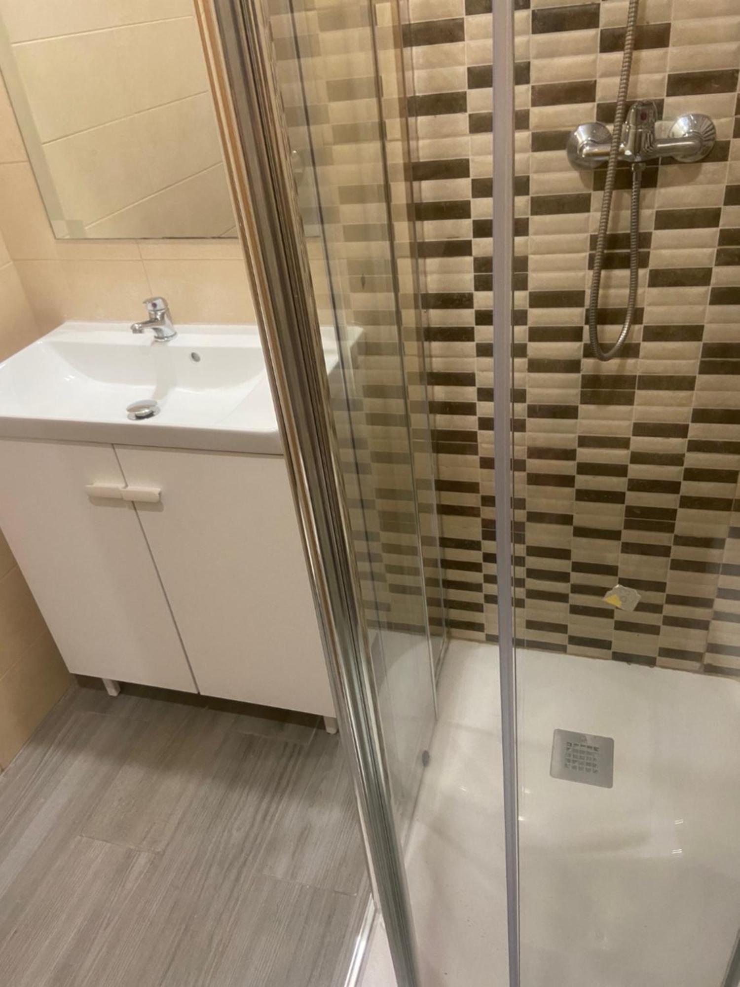 Familiares Con Bano Privado Lf - Sin Ascensor Gasthof